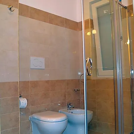 100 Metri Dal Mare 3*