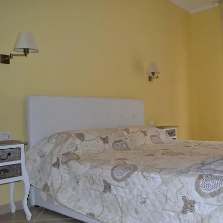 100 Metri Dal Mare Panzió 3*